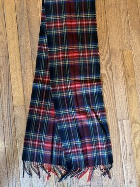 Barbour Tartan Plaid Wool Cashmere Fringed Scarf Red Navy